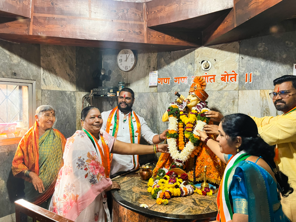 प्रभाग क्रमांक 15 मधील काँग्रेस उमेदवारांचा केशवनगर येथून प्रचाराचा शुभारंभ